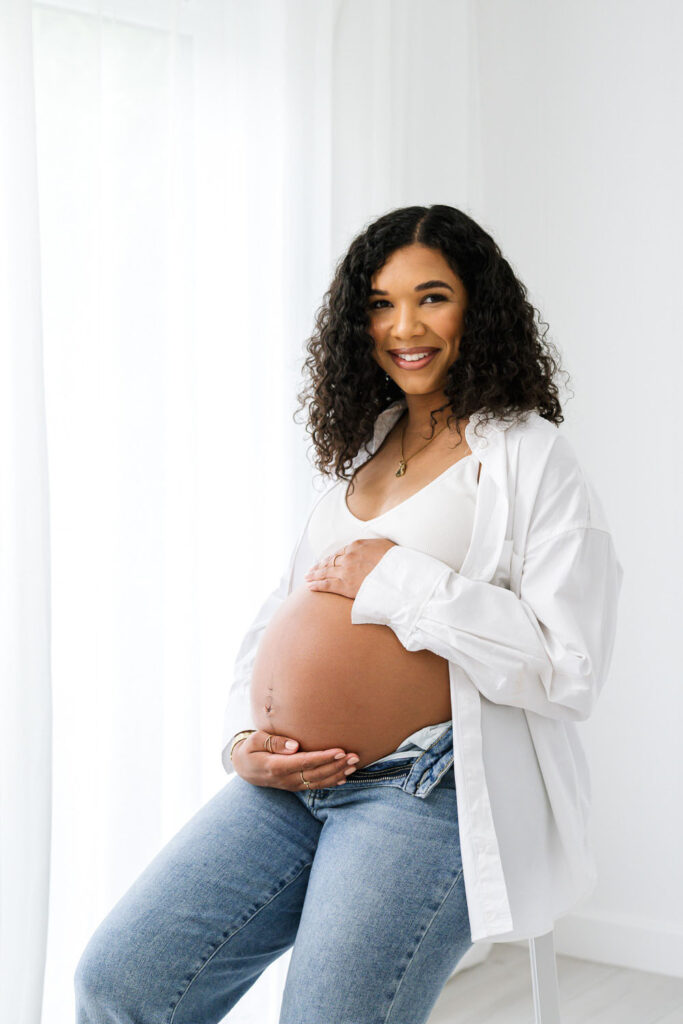 Beautiful pregnant belly photographed during a natural maternity photography session in Nottingham